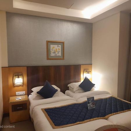 Hotel Silicrest Bangalore Dış mekan fotoğraf