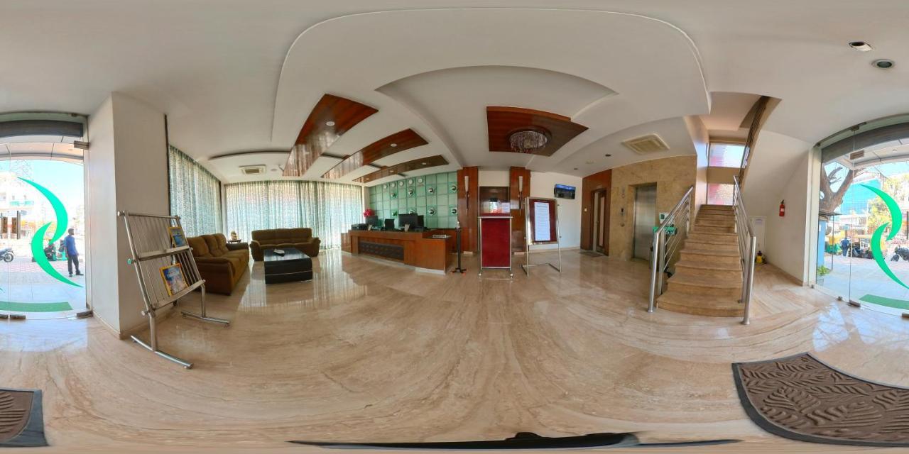 Hotel Silicrest Bangalore Dış mekan fotoğraf