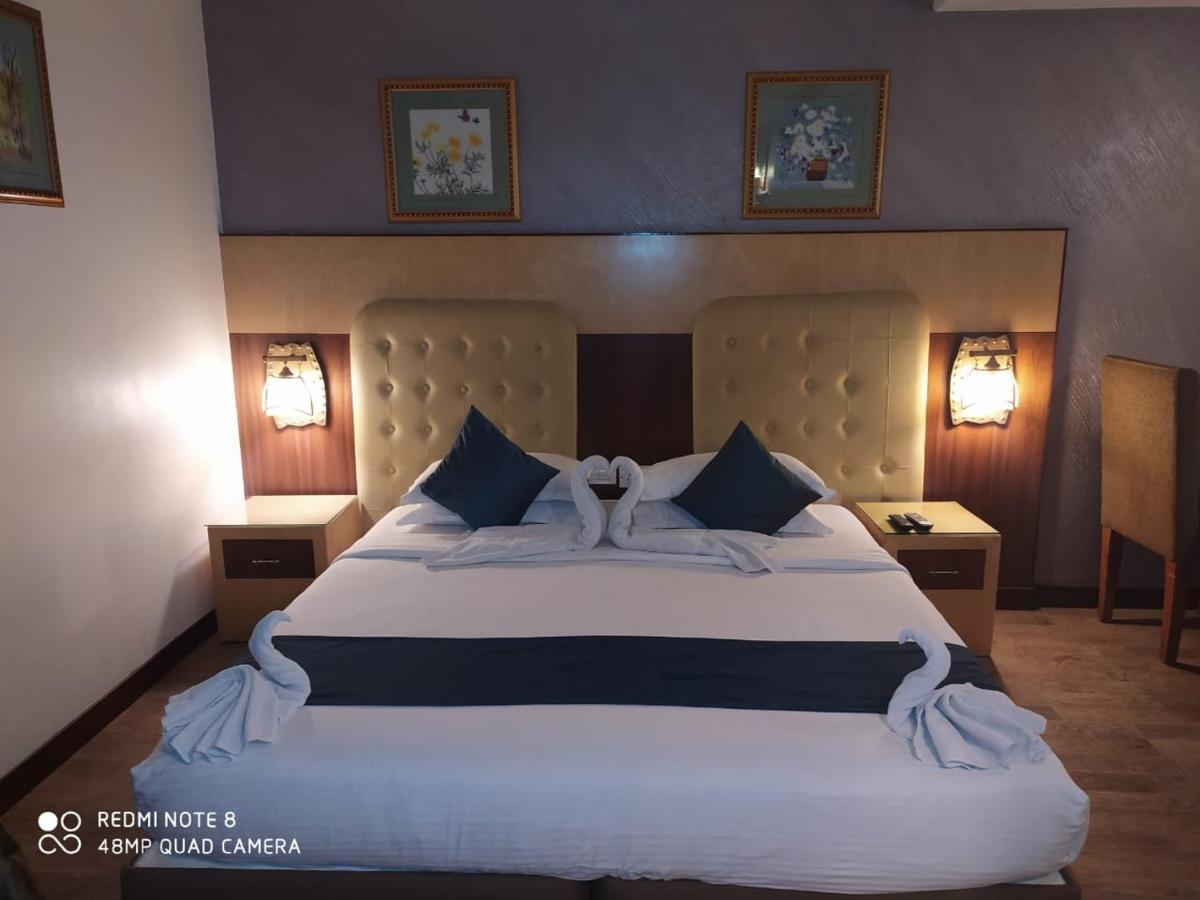 Hotel Silicrest Bangalore Dış mekan fotoğraf