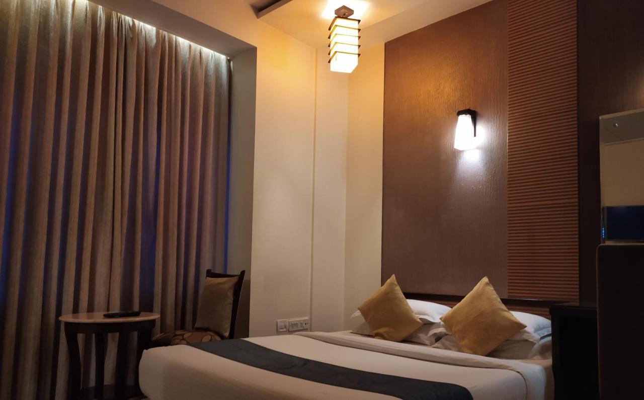 Hotel Silicrest Bangalore Dış mekan fotoğraf