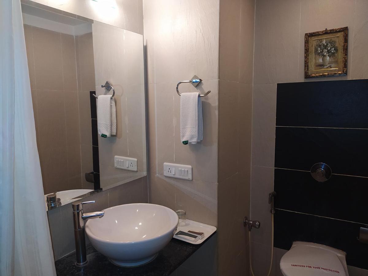 Hotel Silicrest Bangalore Dış mekan fotoğraf