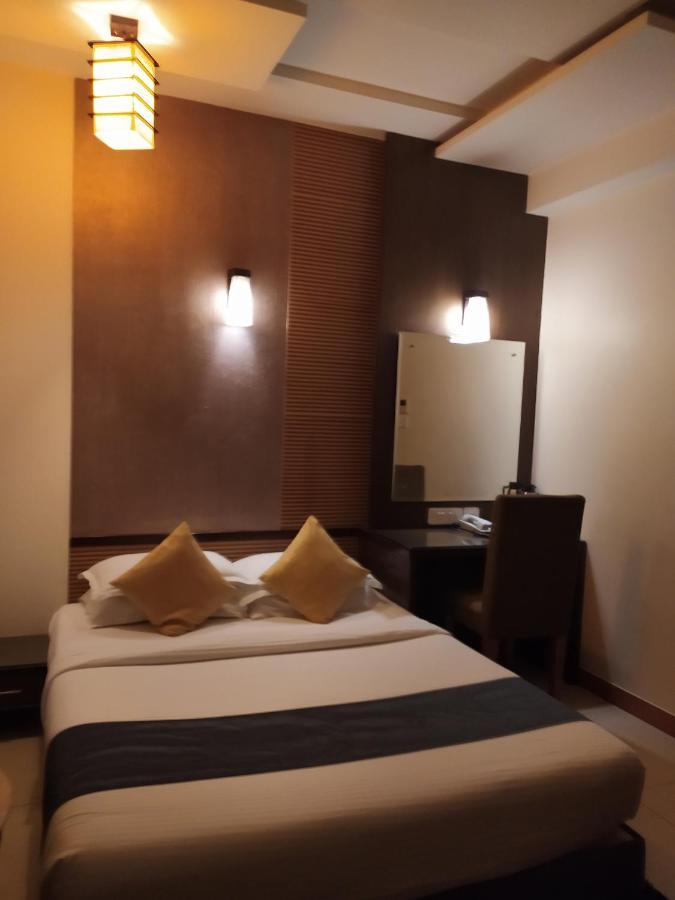 Hotel Silicrest Bangalore Dış mekan fotoğraf